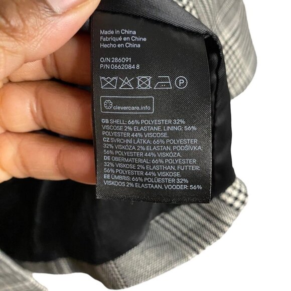 H&M Women's Black and White Plaid Belted Blazer Jacket - Picture 6 of 7